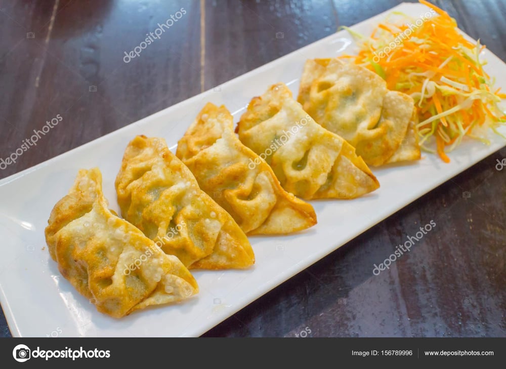 Crispy Dumplings (7 pcs)