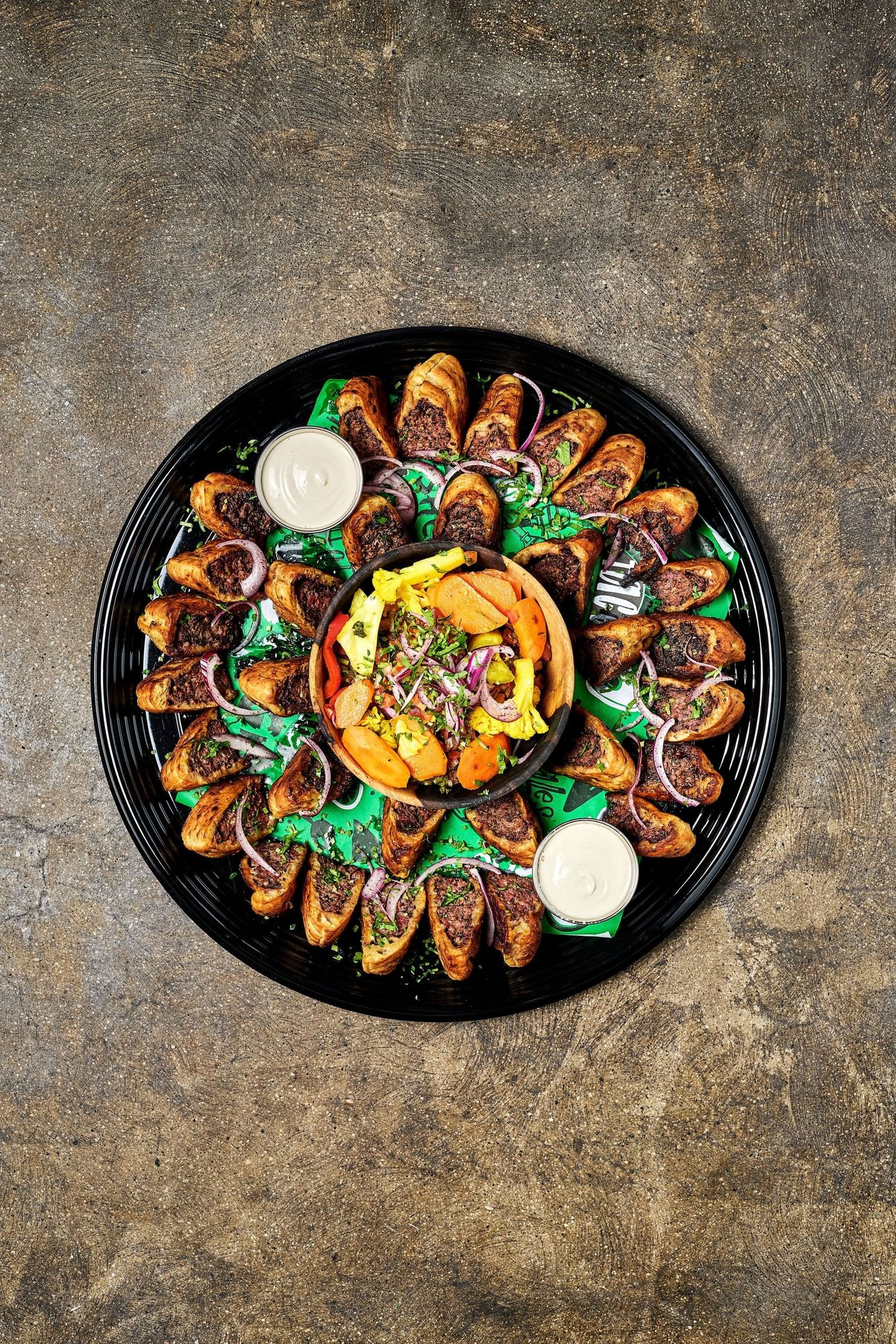 Arayis Platter