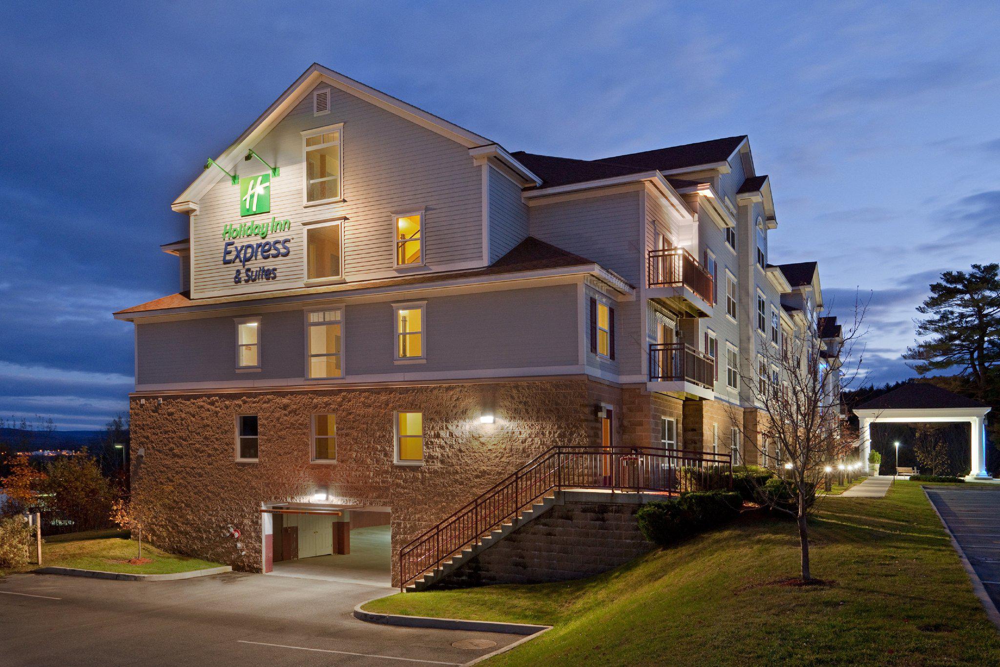 Holiday Inn Express & Suites White River Junction Photo