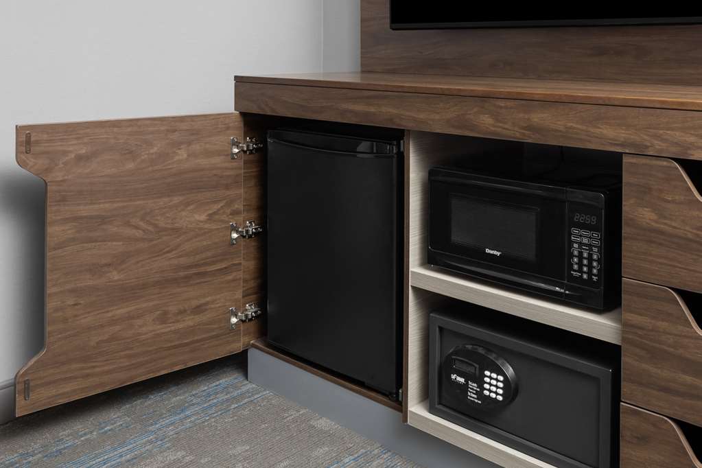 Hampton Inn Cleveland-Downtown Image