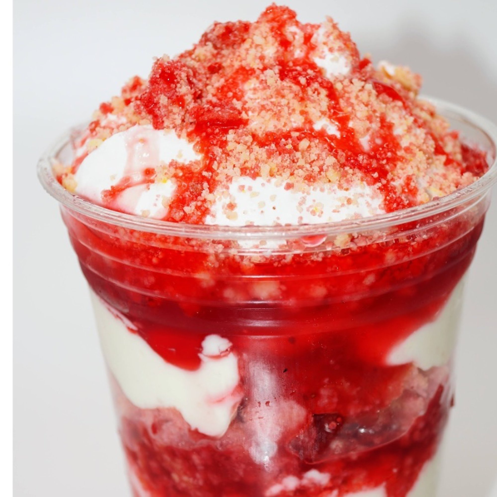 Cream Cheese Strawberry Crunch Trifle Cake Cup