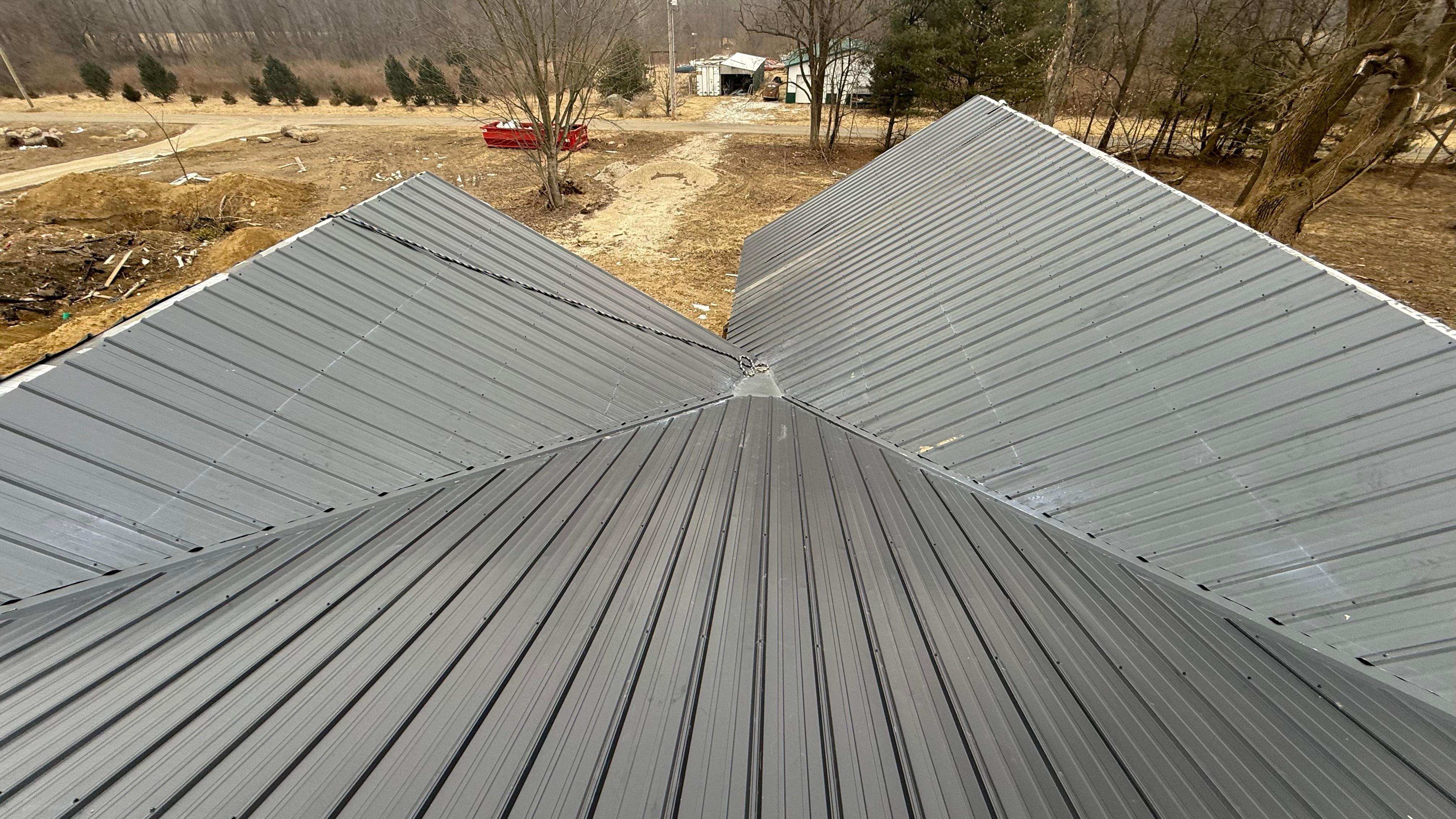 Grand Roofing Inc. Image