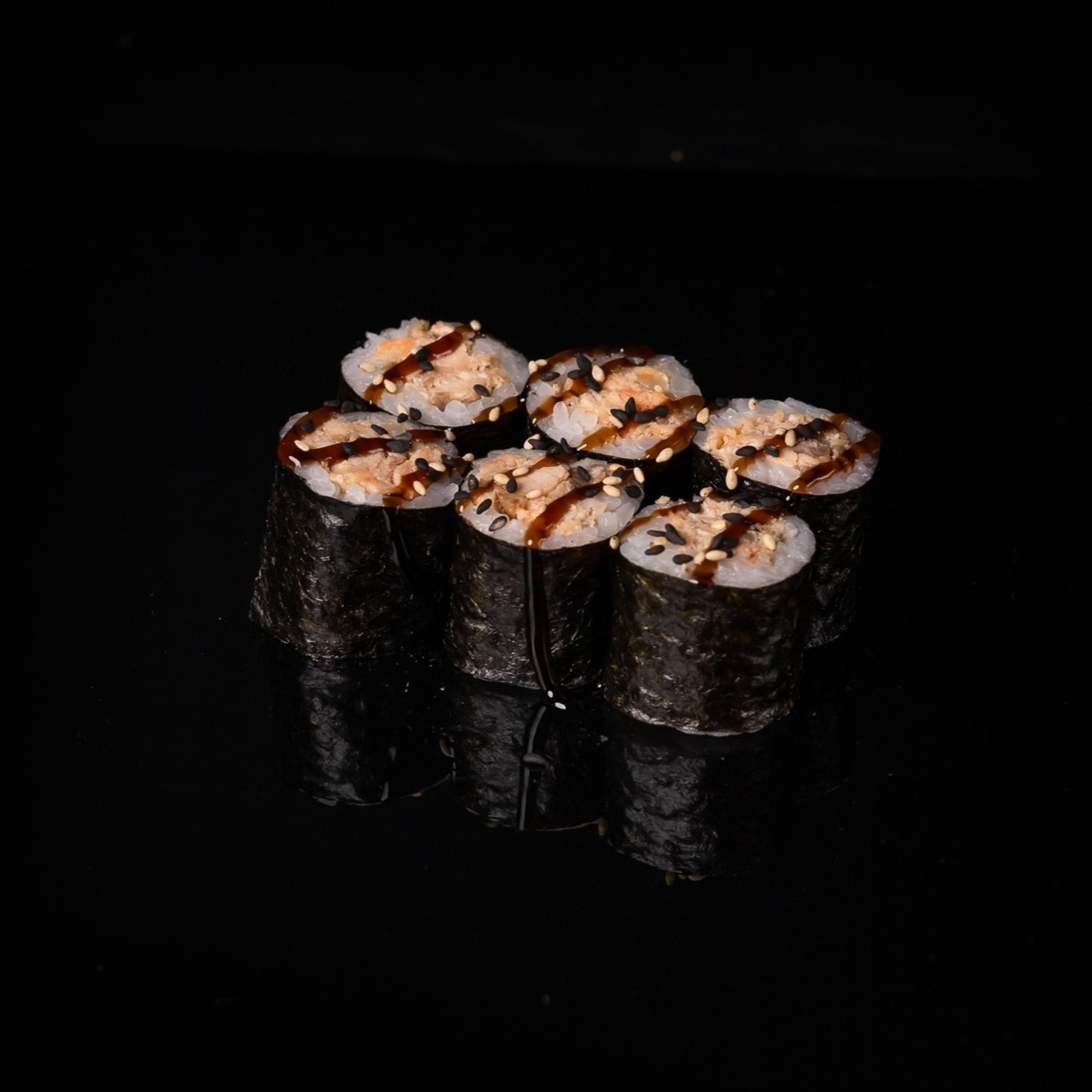Hosomaki with Grilled Salmon