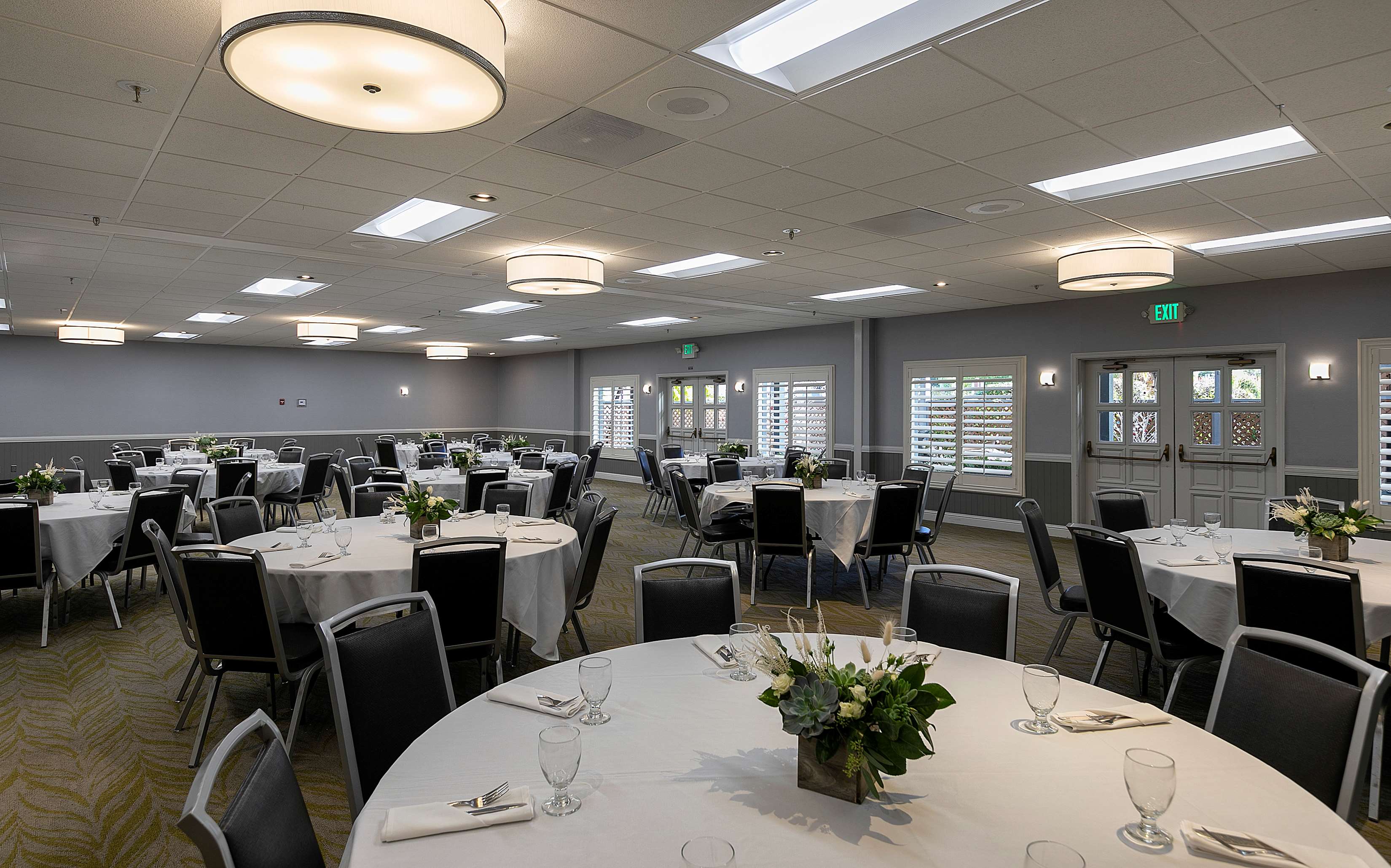 Best Western Seacliff Inn Photo