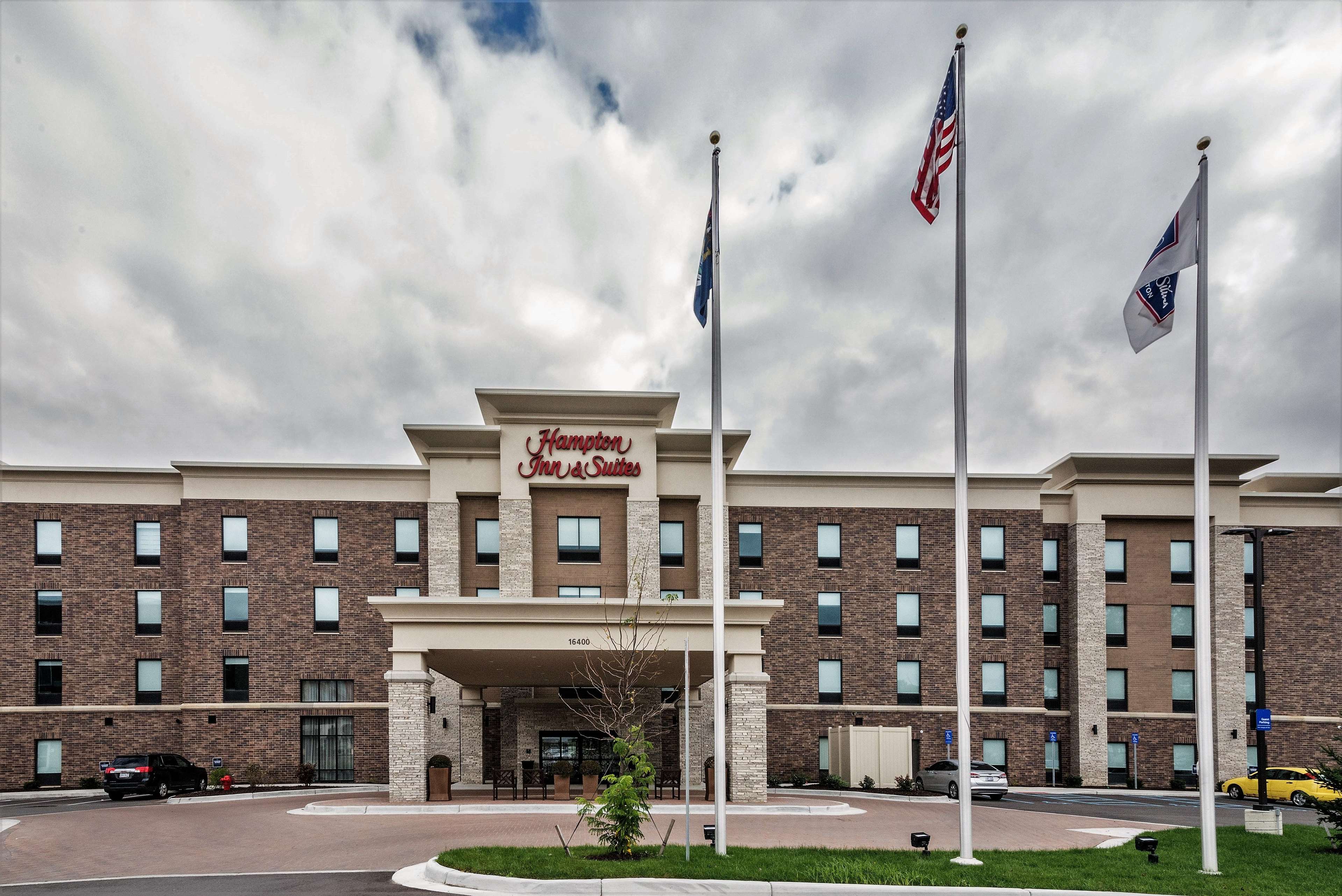 Hampton Inn & Suites Allen Park Photo