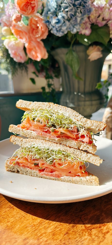 Smoked Salmon Sandwich