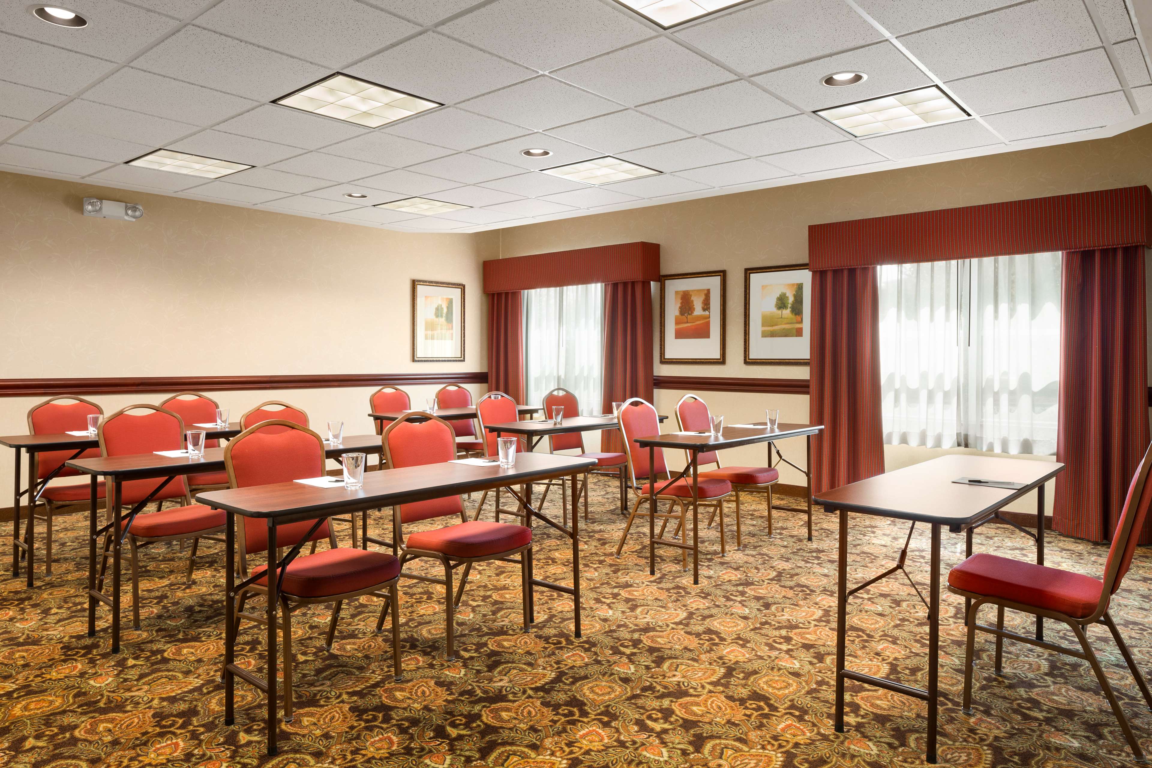 Country Inn & Suites by Radisson, Toledo South, OH Photo