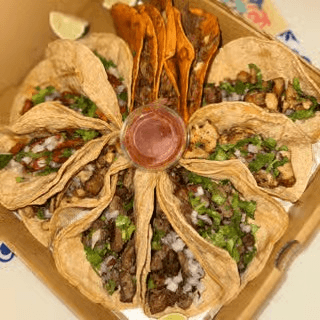TAQUIZA (12 STREET TACOS)