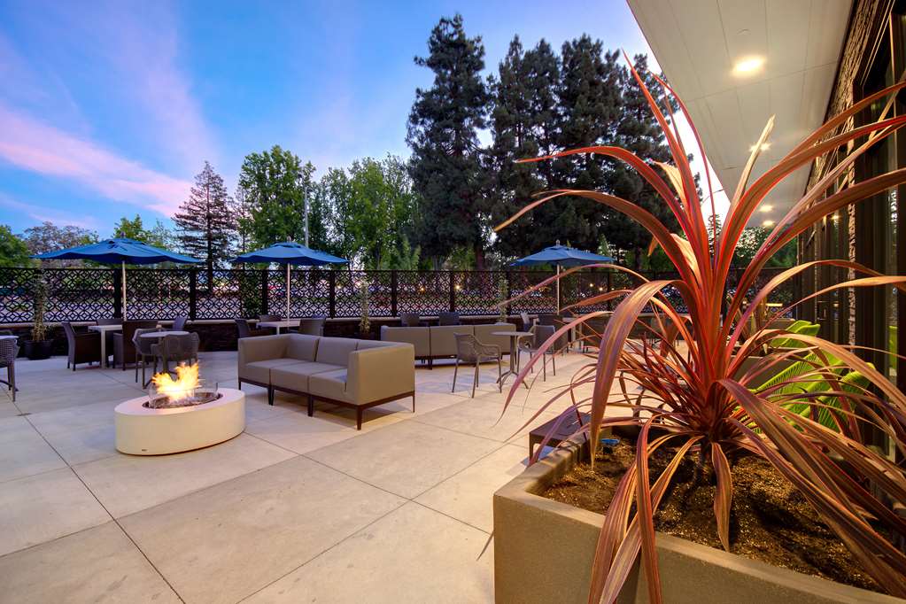 Hampton Inn & Suites Sunnyvale Silicon Valley Image