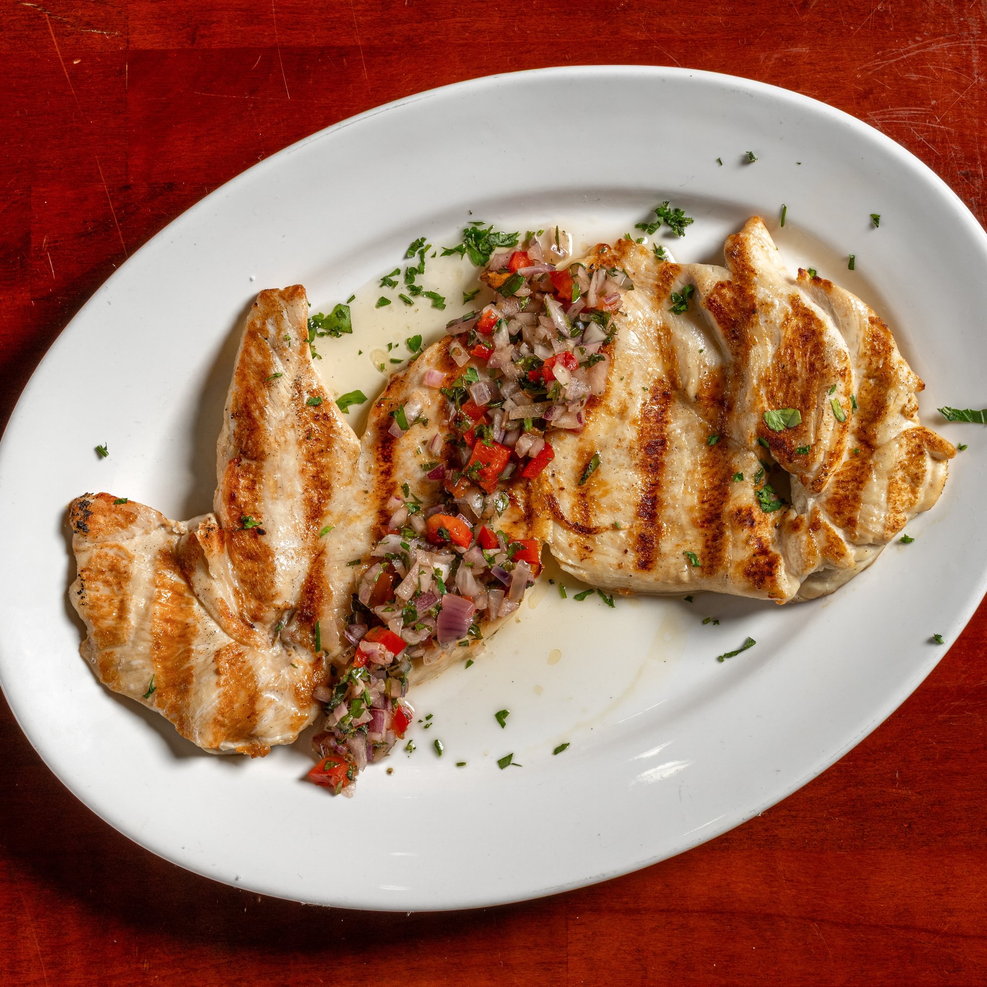 Filete De Pollo a La Plancha Con Cebolla