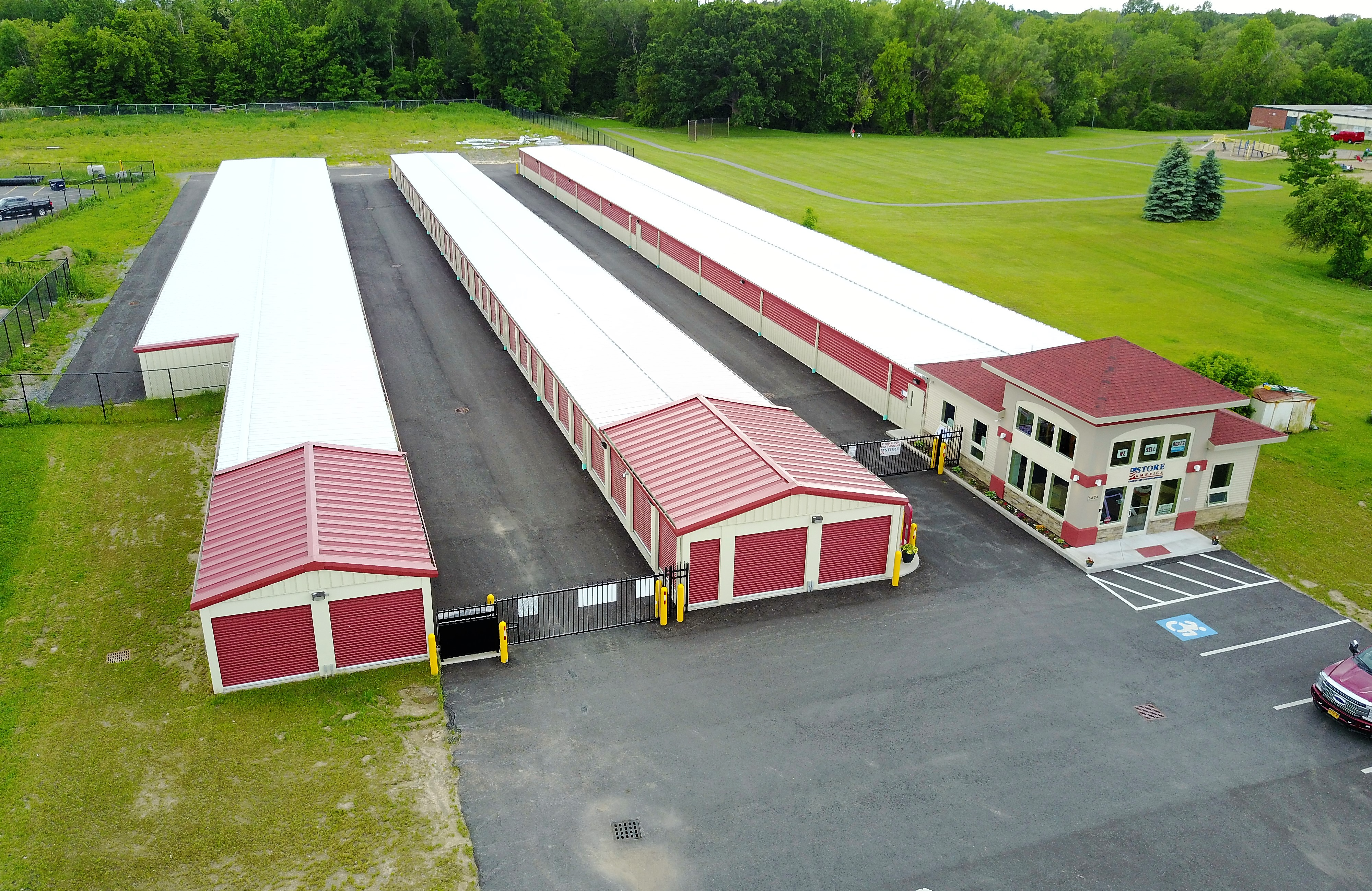 Store America - North Syracuse Photo