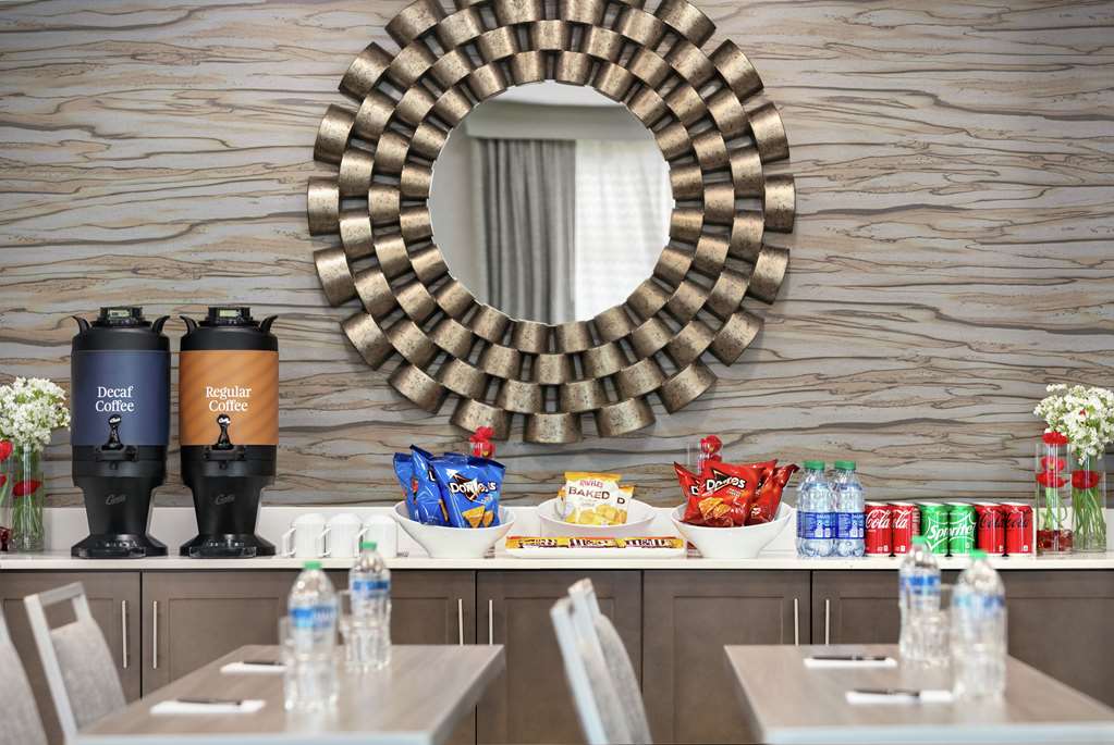 Homewood Suites by Hilton McDonough Image