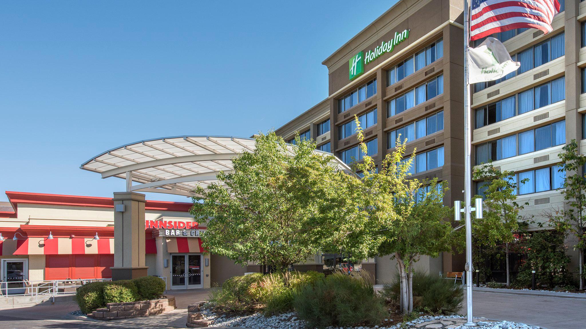 Holiday Inn Denver Lakewood Photo