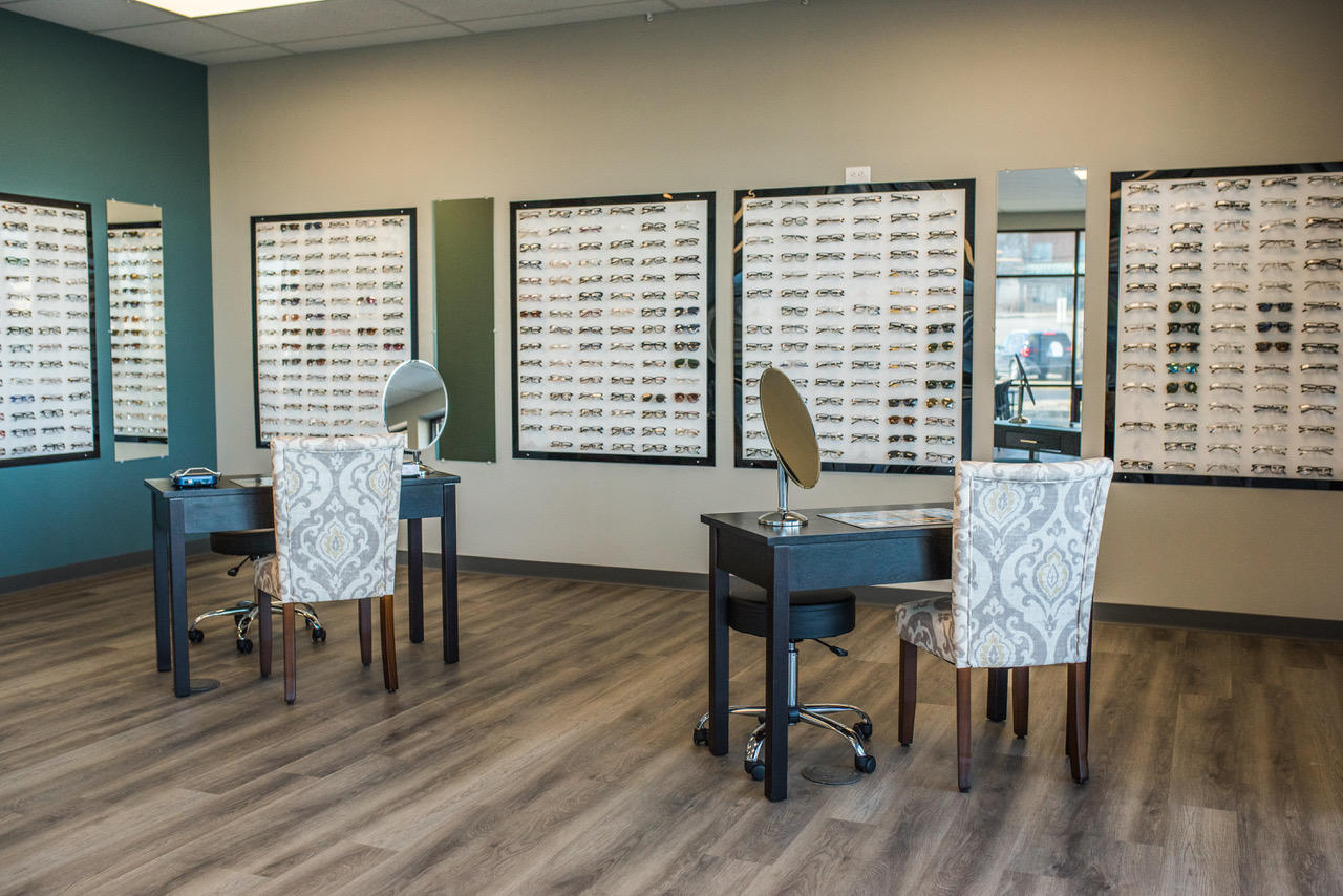 Schedule Eye Exams in St. Peters Photo