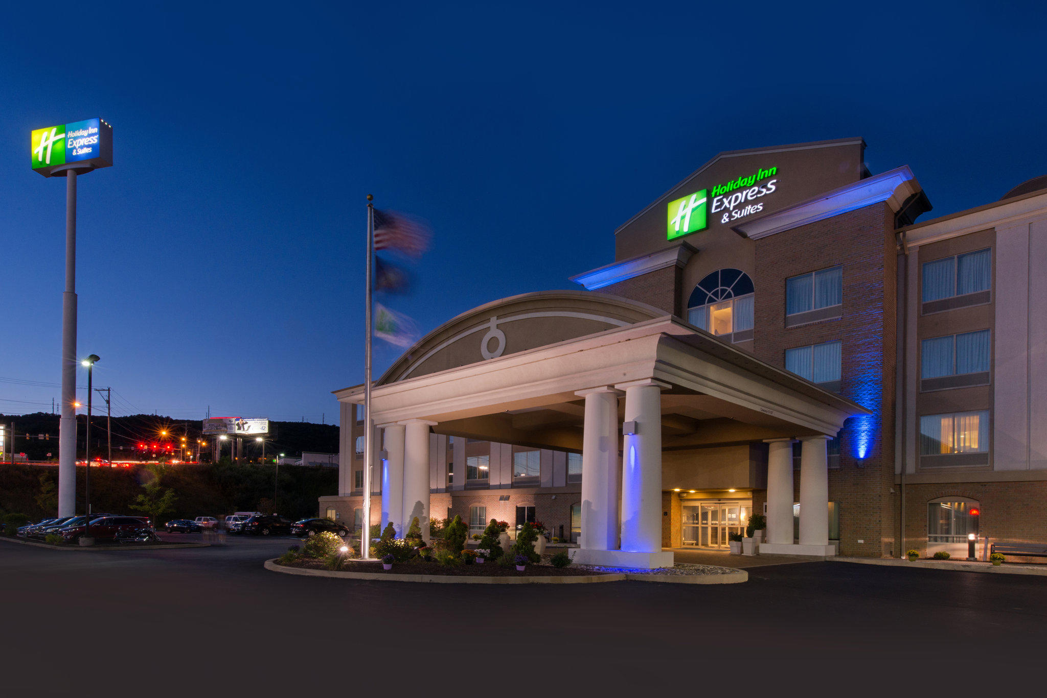 Holiday Inn Express & Suites Dickson City - Scranton Photo