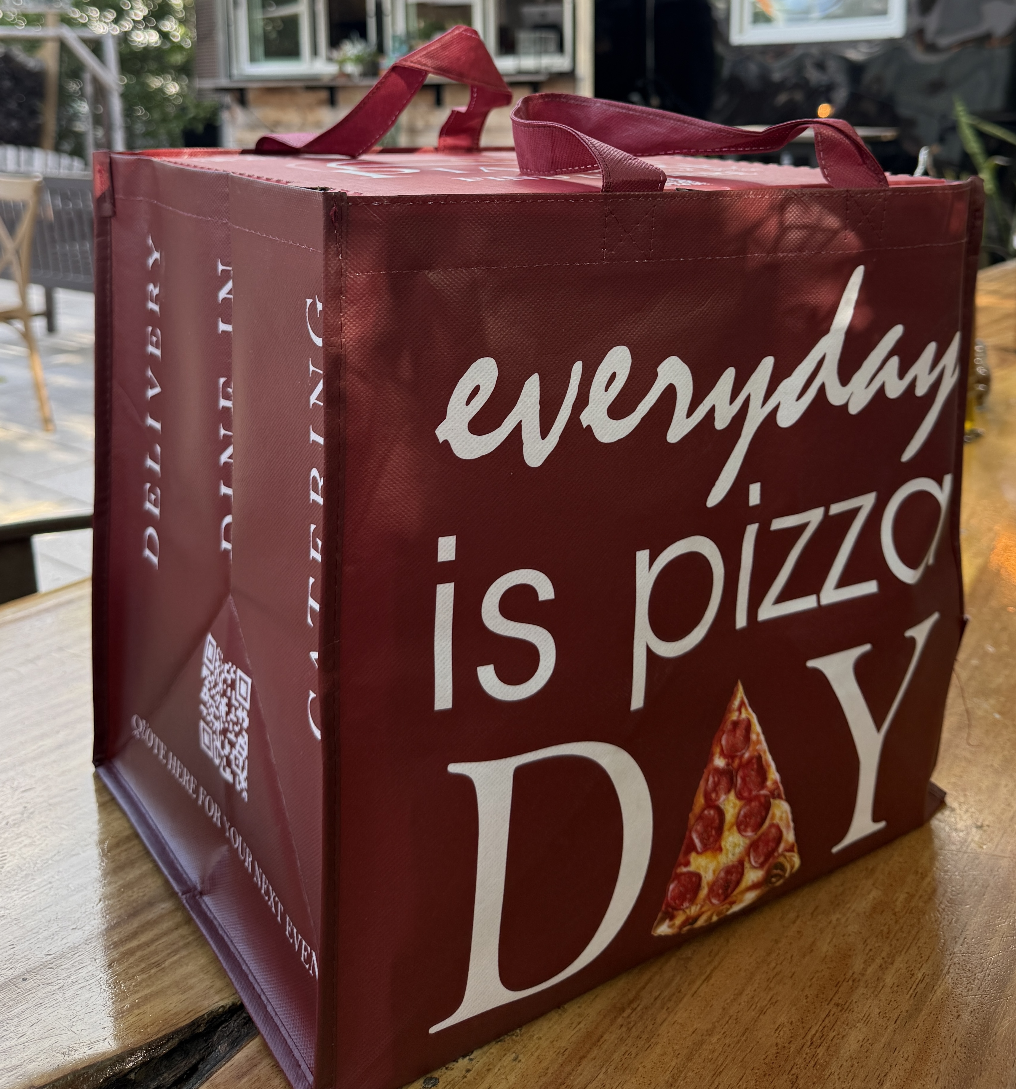 PIACERE Reusable Pizza Bag (FREE with 3+ Pizzas)