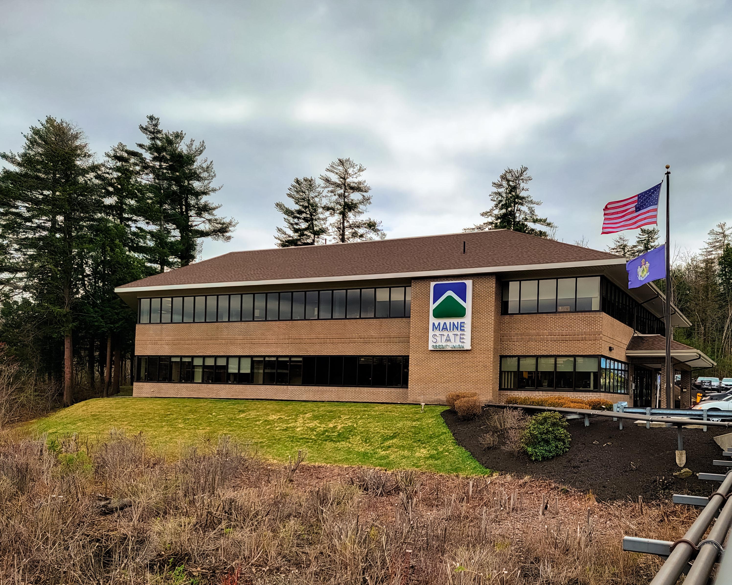 Maine State Credit Union Image
