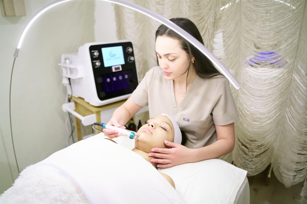 Skinkind Facial Retreat Image