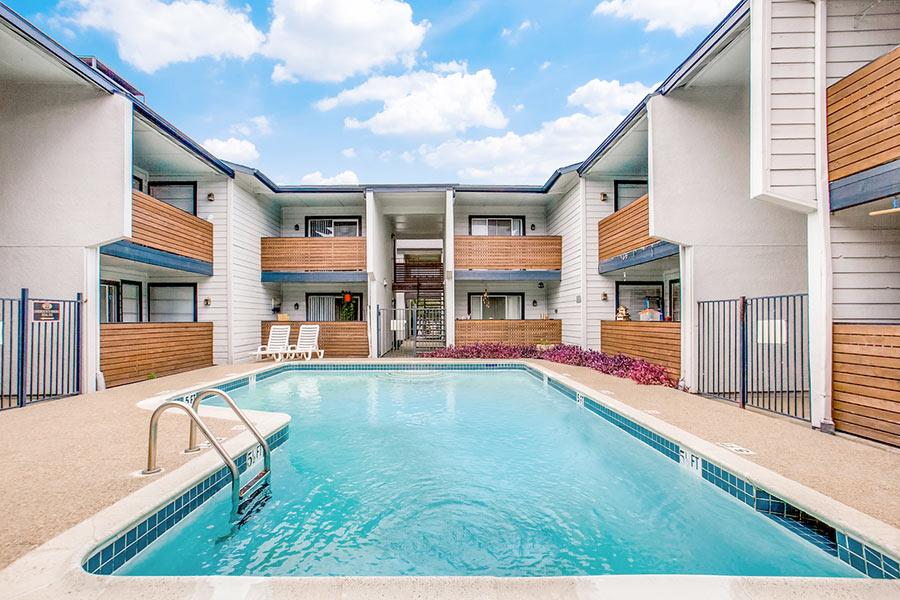 Lexington Apartment Homes