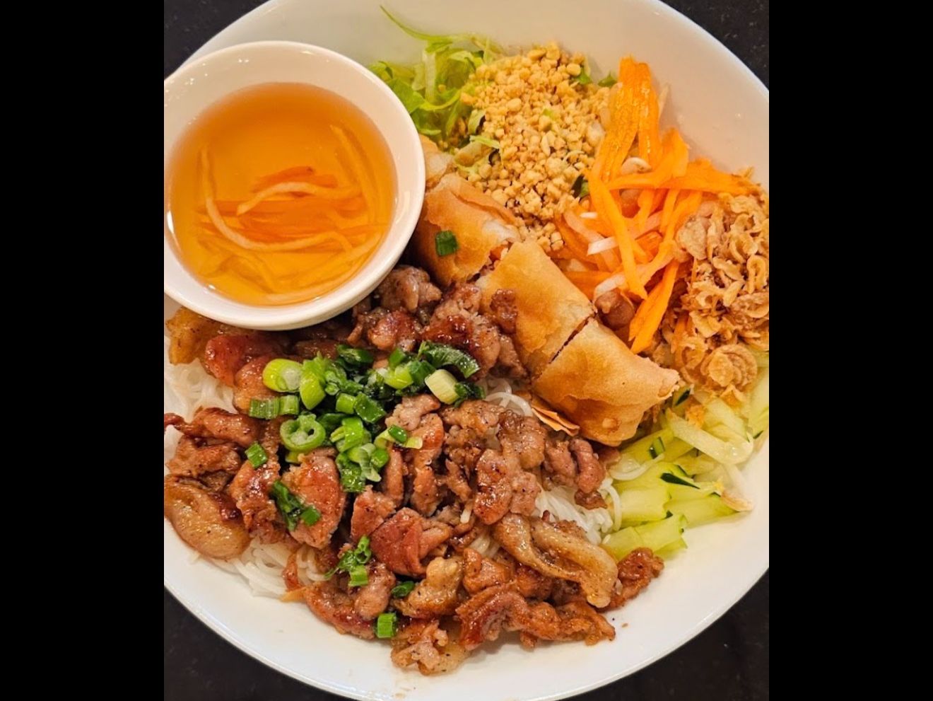Vermicelli noodle with Grilled Beef (Bún Bò Nướng)