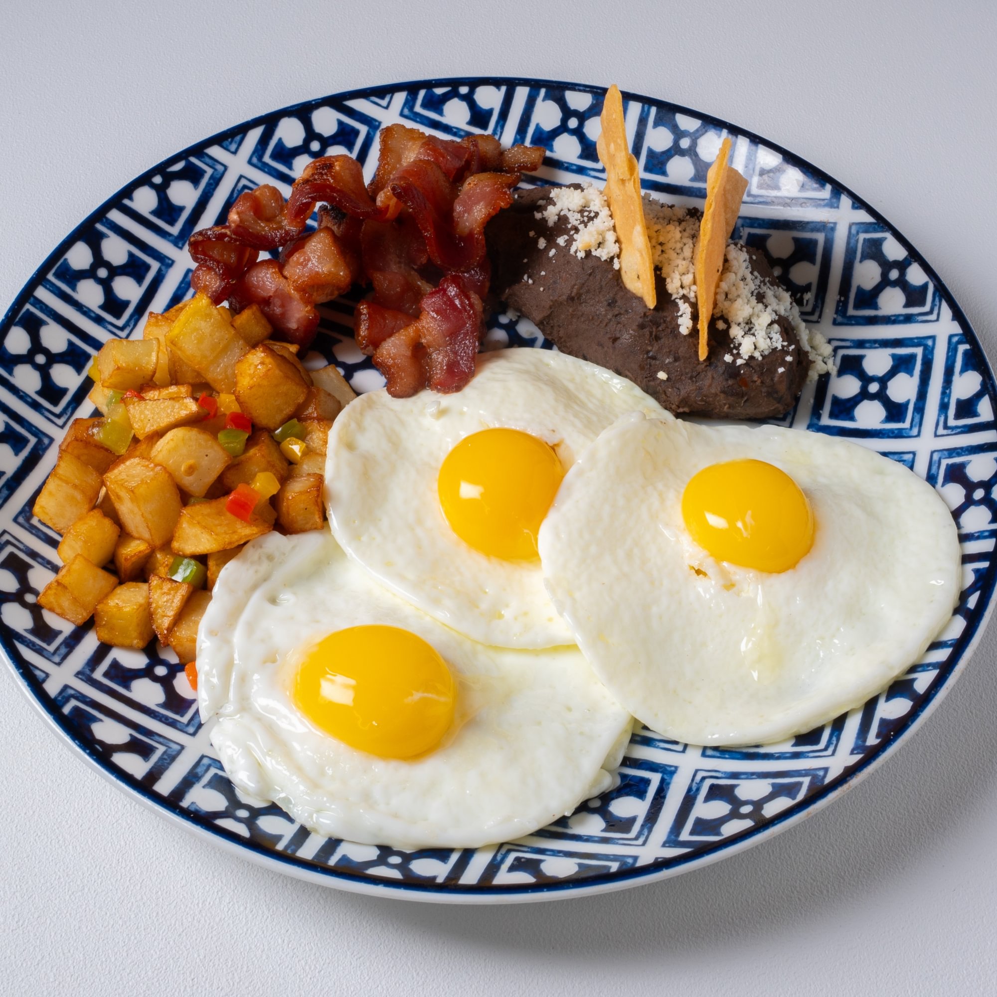 Tercia De Huevos