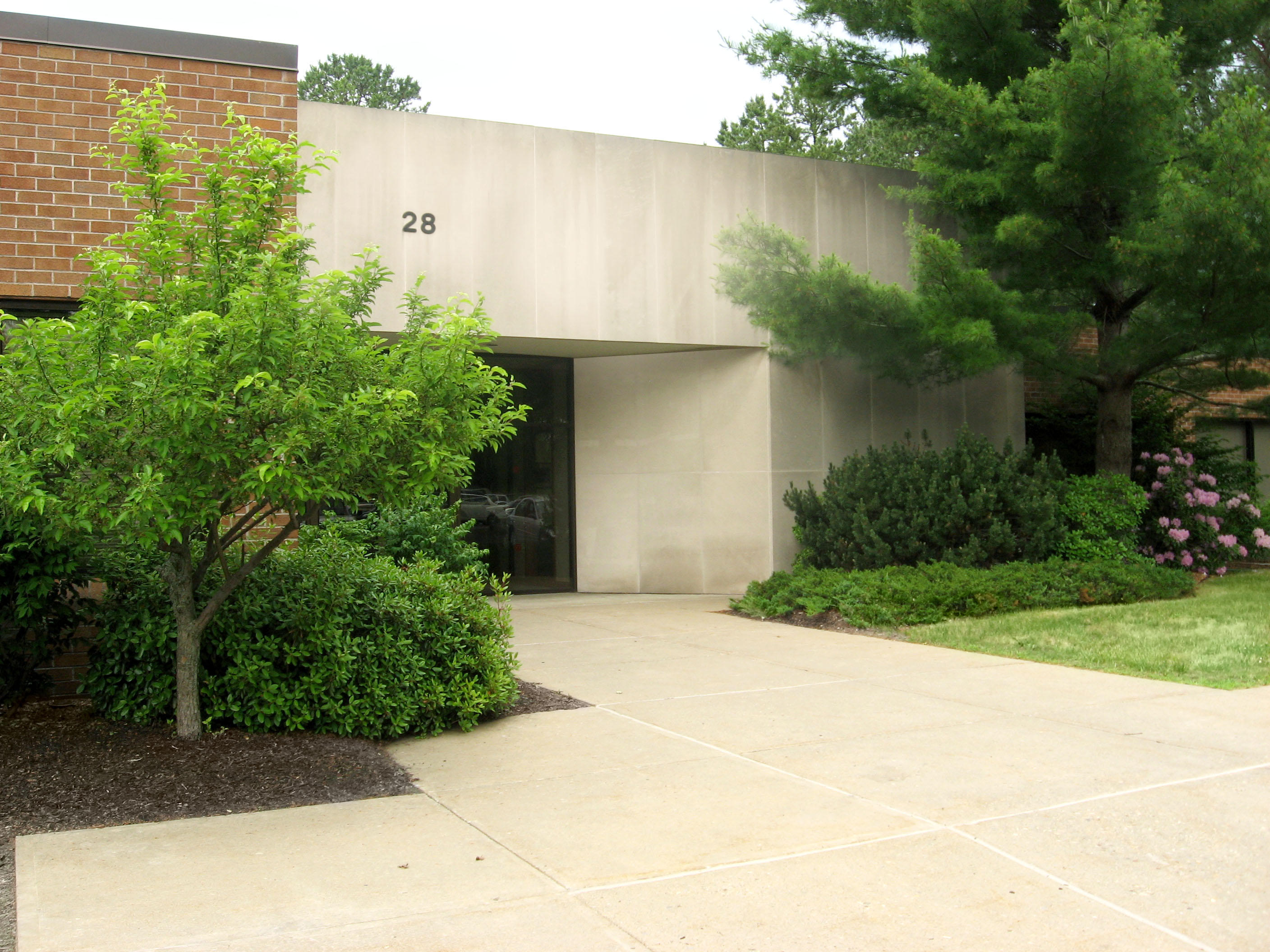 28 Madison Ave Extension (Office Building with Available Spaces)