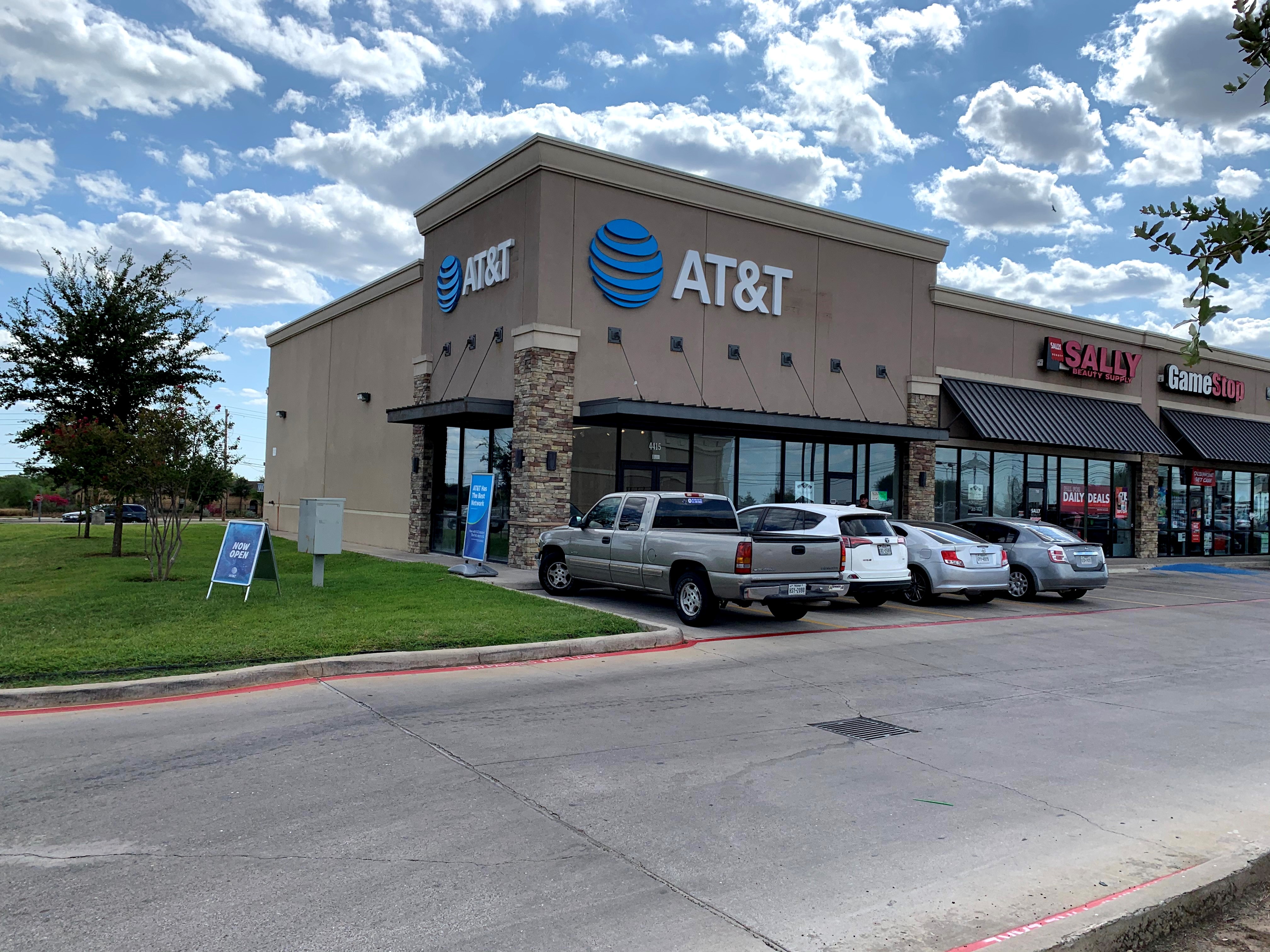 AT&T Store Photo