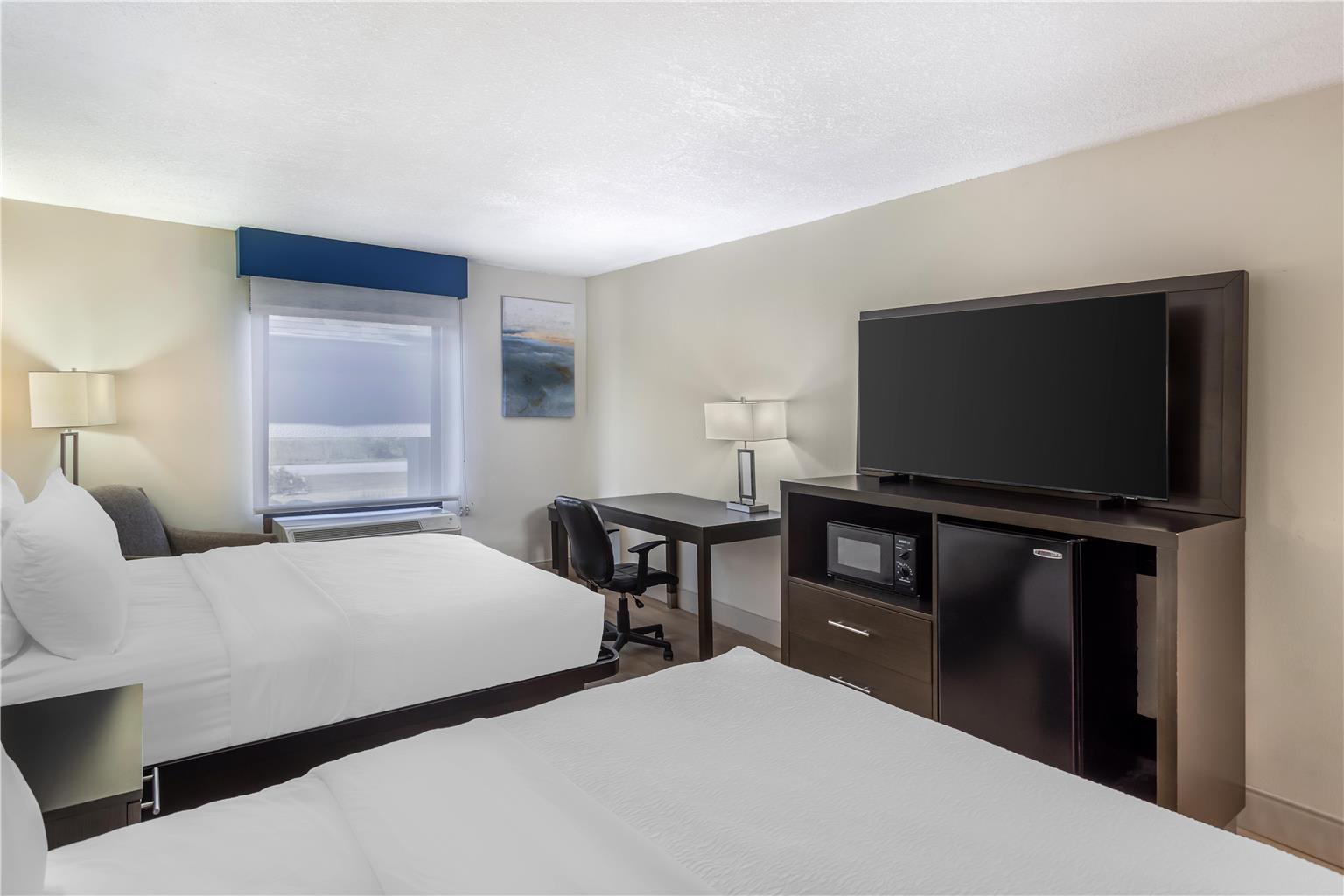 Best Western Plus Madison Image
