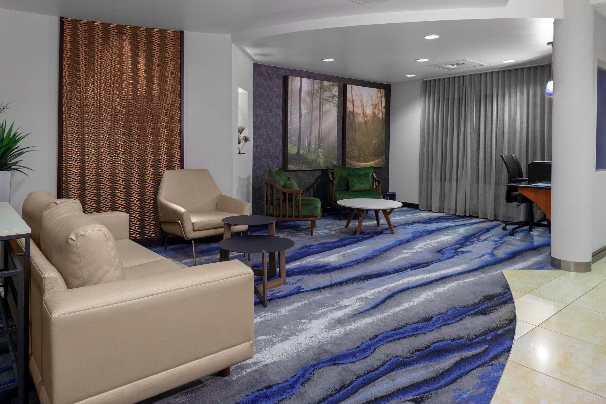 Fairfield Inn & Suites by Marriott Charlotte Matthews Photo