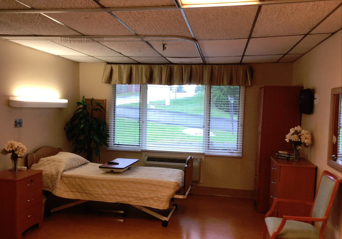 Harbor Village Rehabilitation & Nursing Center Photo