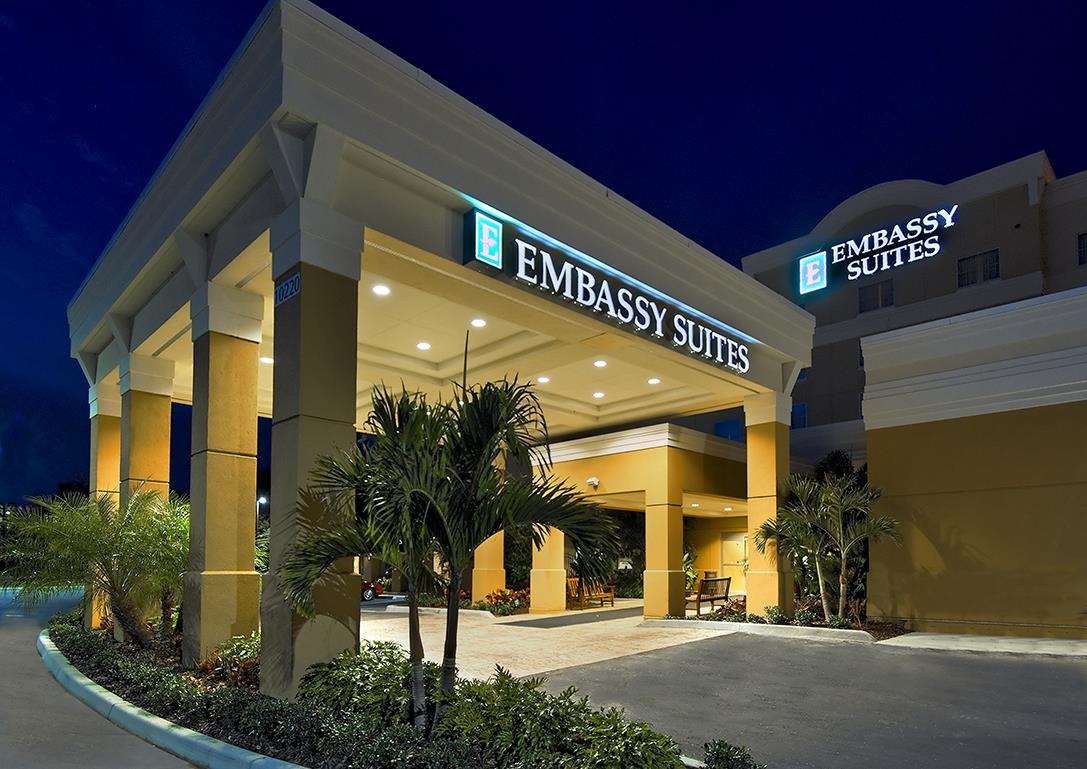 Embassy Suites by Hilton Tampa Brandon Photo