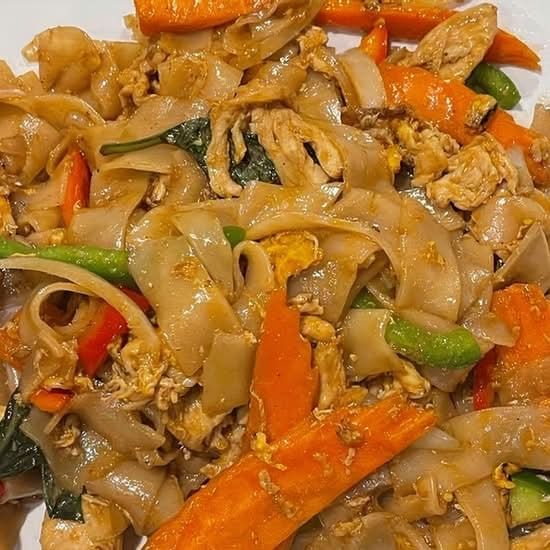 EN41 Drunken Noodle