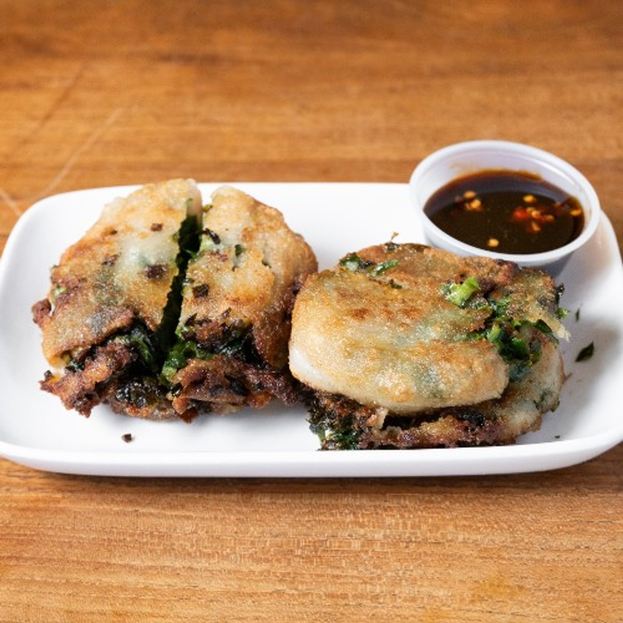 Kanom Gui Chai "Chive Cake"