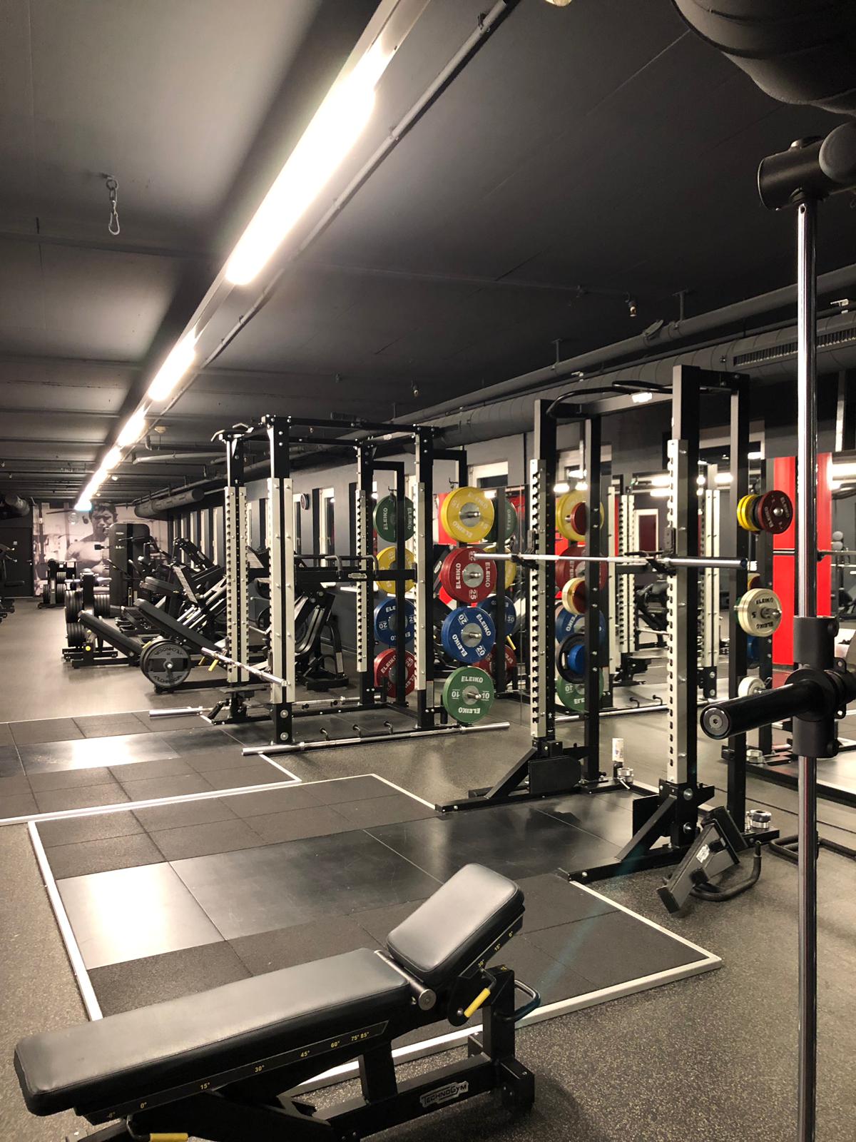 Bilder Fitnessstudio Clever Fit