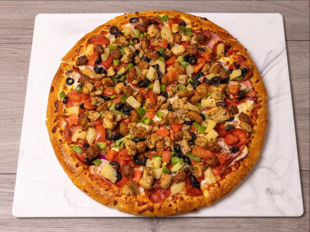 Medium Mega Pizza