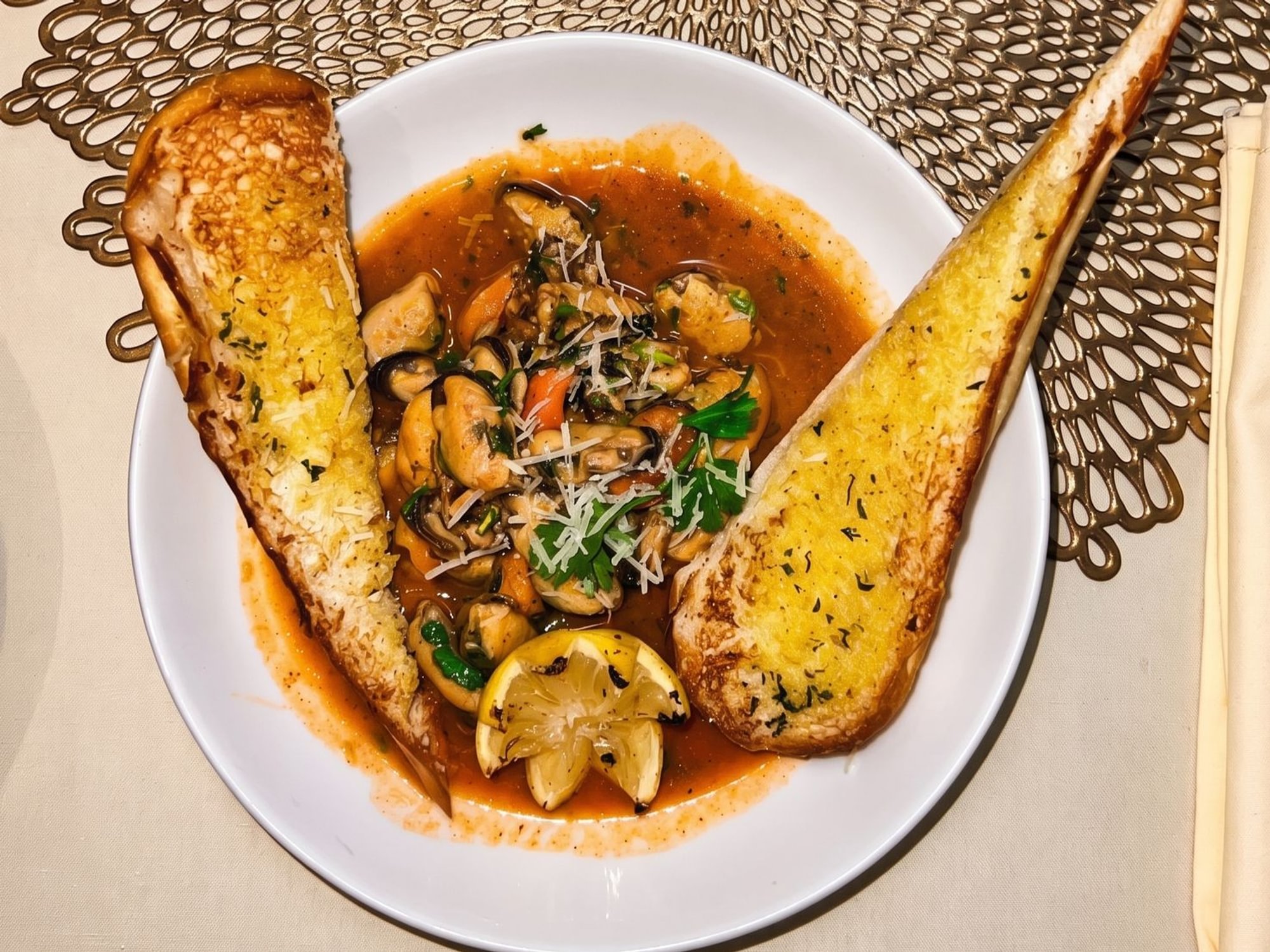 Spicy Garlic P.E. I Mussels