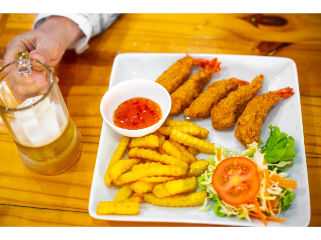 5 Pc Shrimp And Jerk Fries (Seperate Plate)