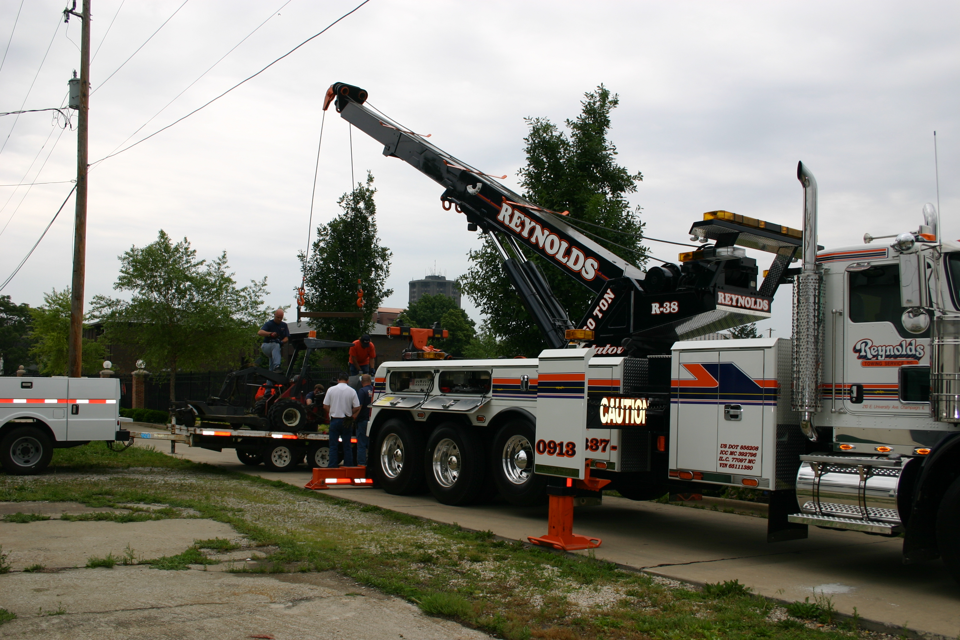 Reynolds Towing Service Photo