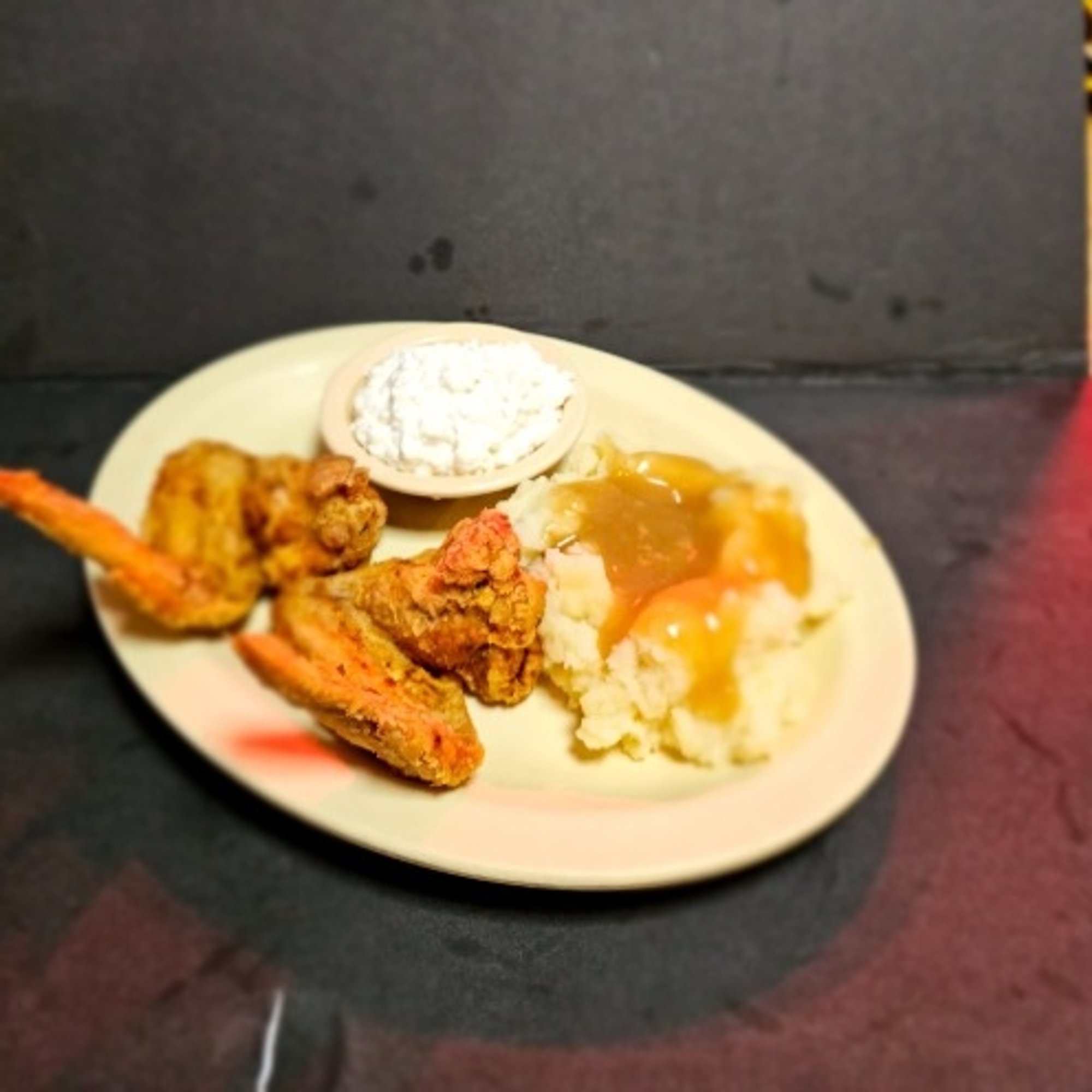 Broaster Chicken Wing Dinner
