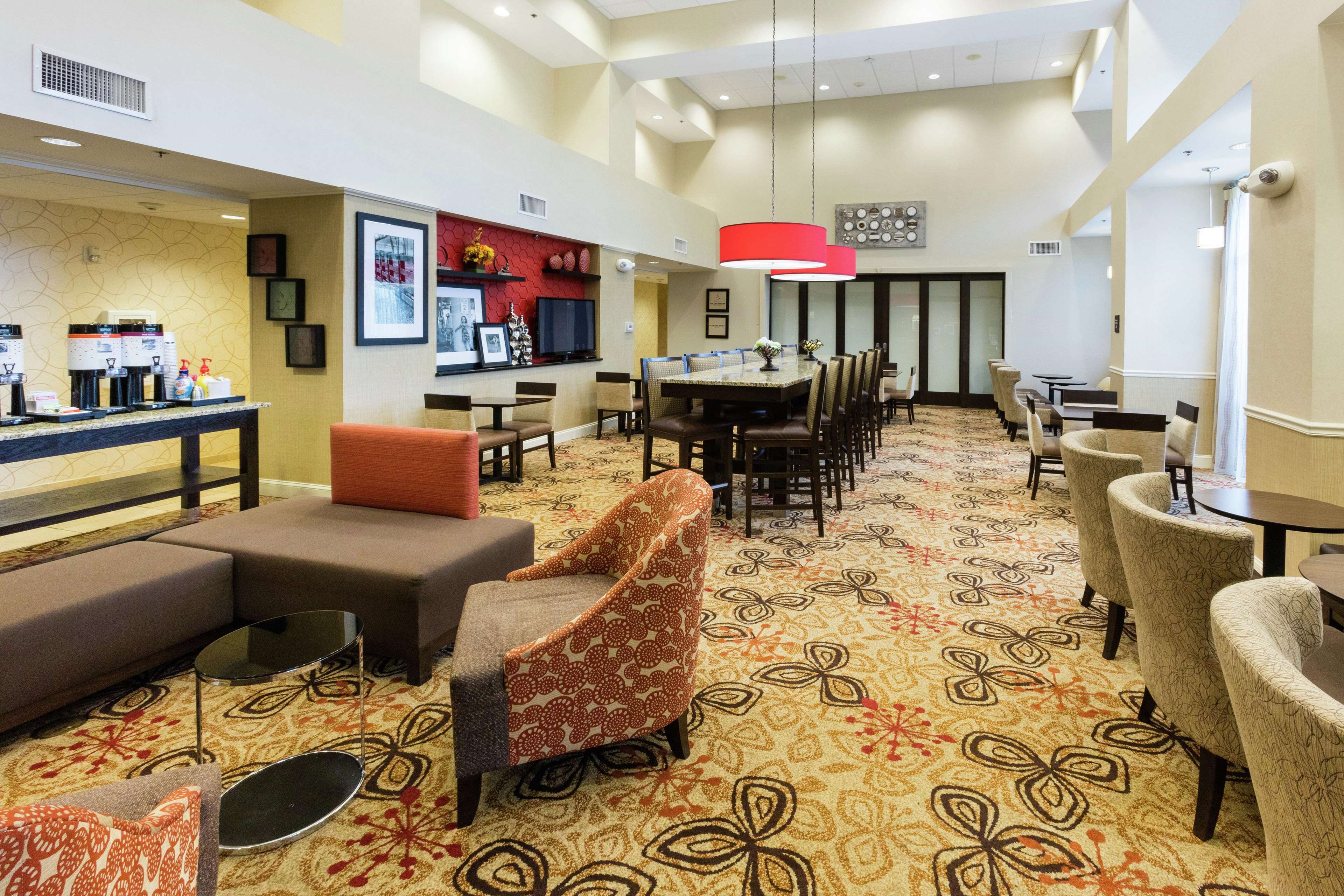 Hampton Inn & Suites Jacksonville-Airport Photo