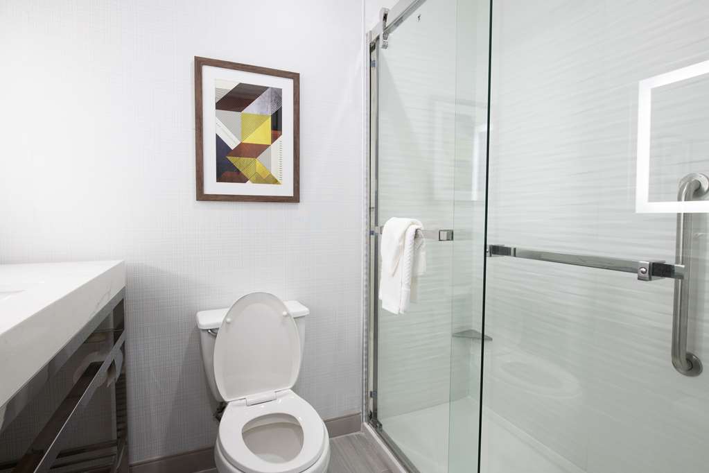 DoubleTree by Hilton Sulphur Lake Charles Image