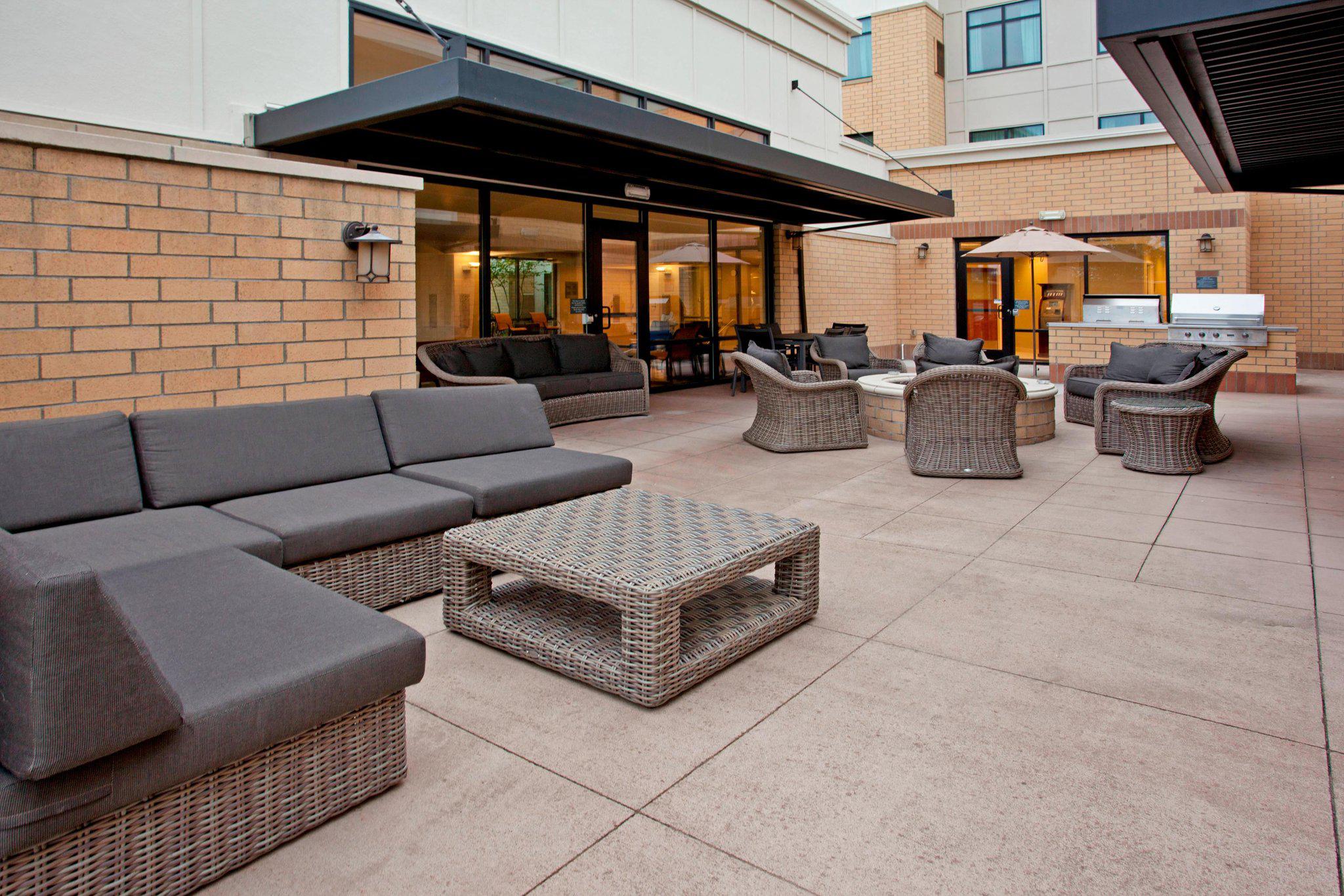 Residence Inn by Marriott Portland Airport at Cascade Station Photo