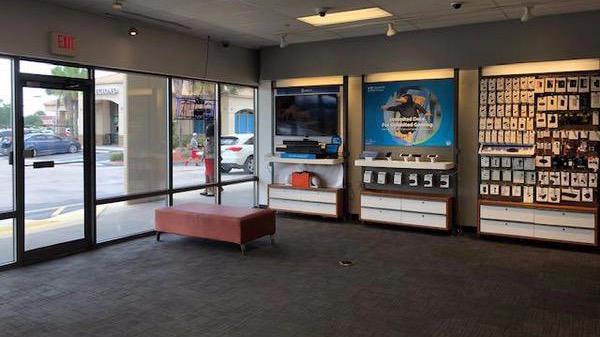 AT&T Store Photo