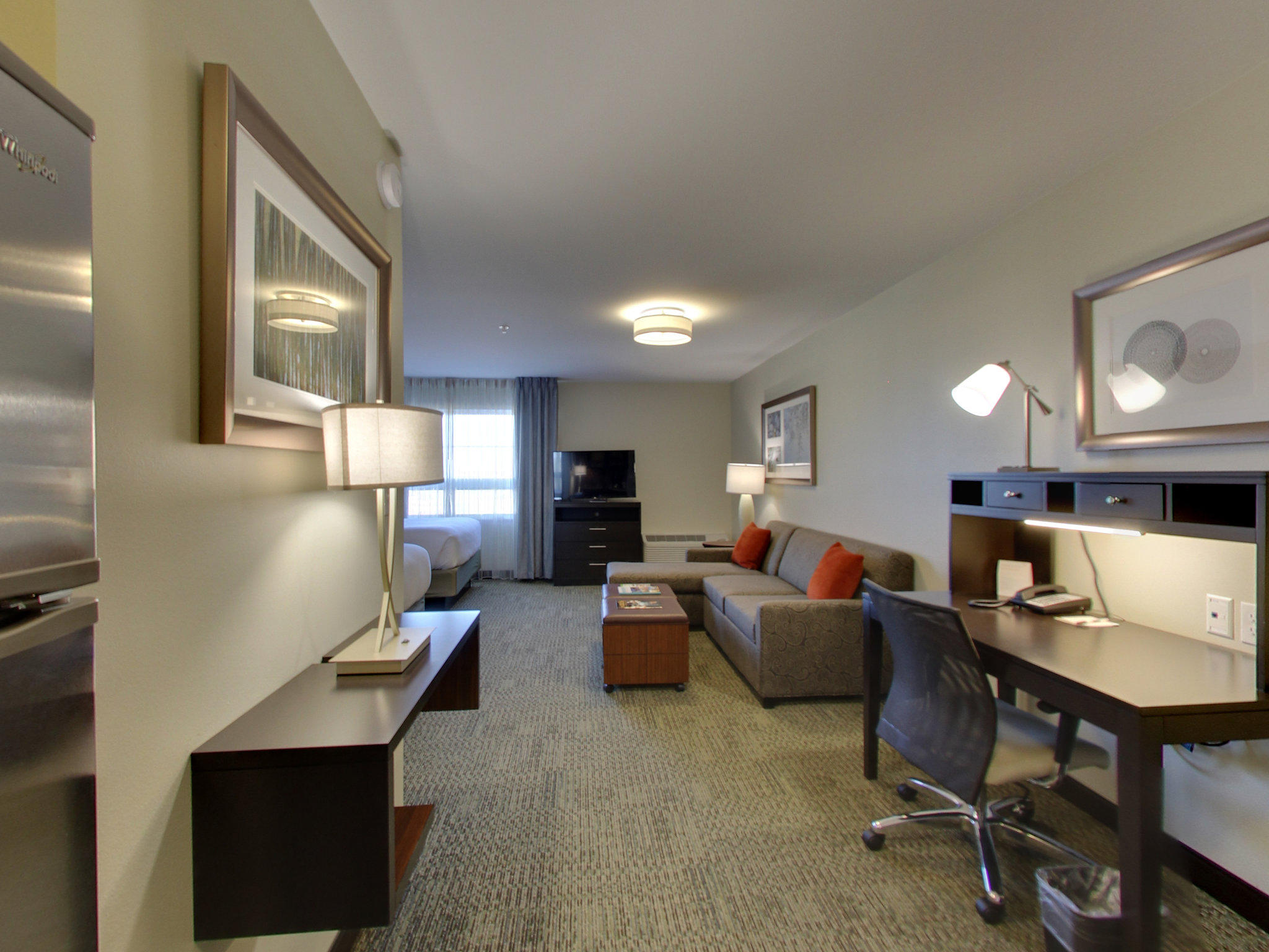 Staybridge Suites Madison - Fitchburg Photo