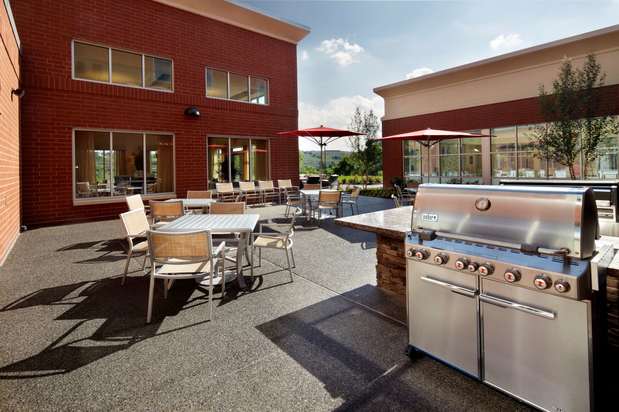 Images Homewood Suites by Hilton Pittsburgh Airport Robinson Mall Area PA