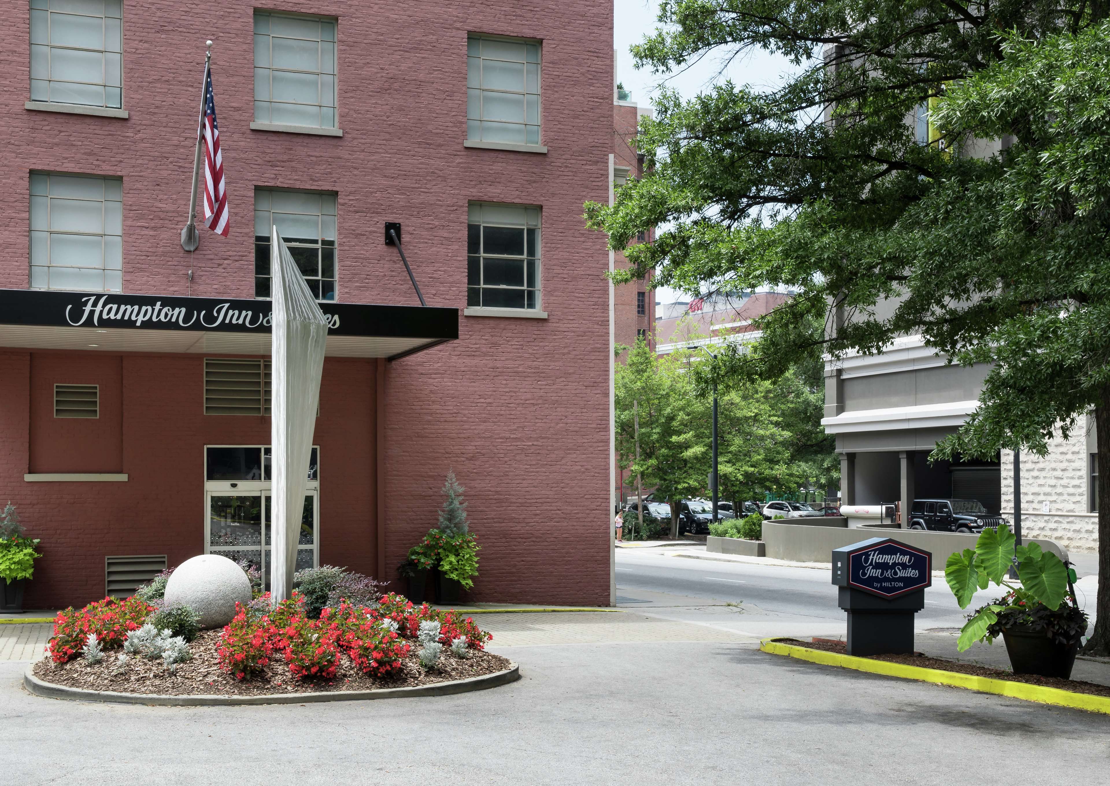 Hampton Inn & Suites Atlanta-Downtown Photo