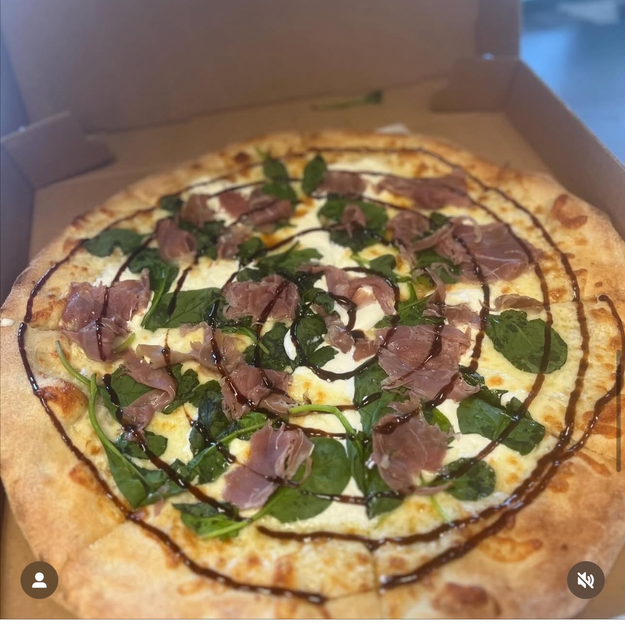 LG Greco Pizza