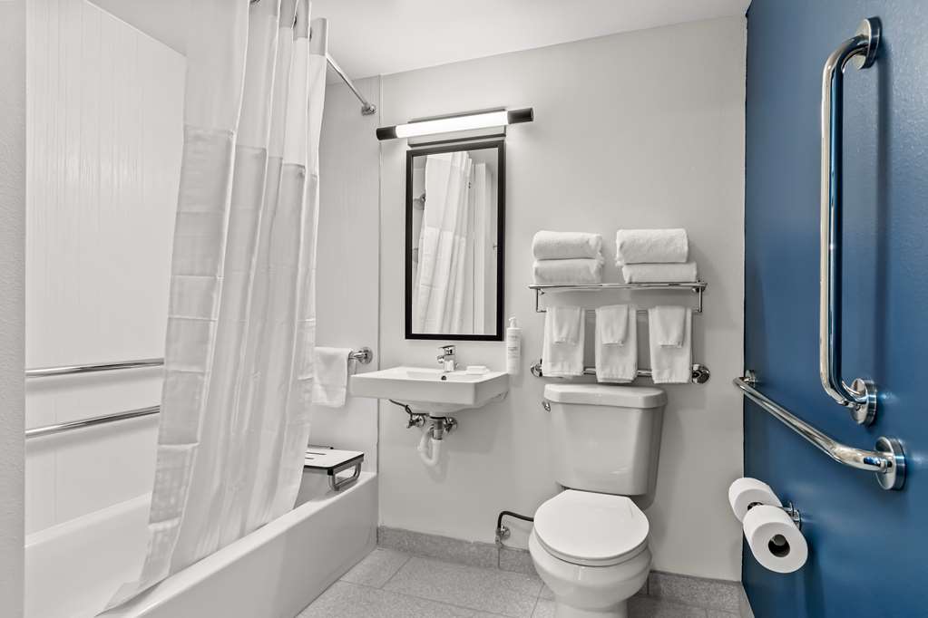 Spark by Hilton Hershey Near the Park Image