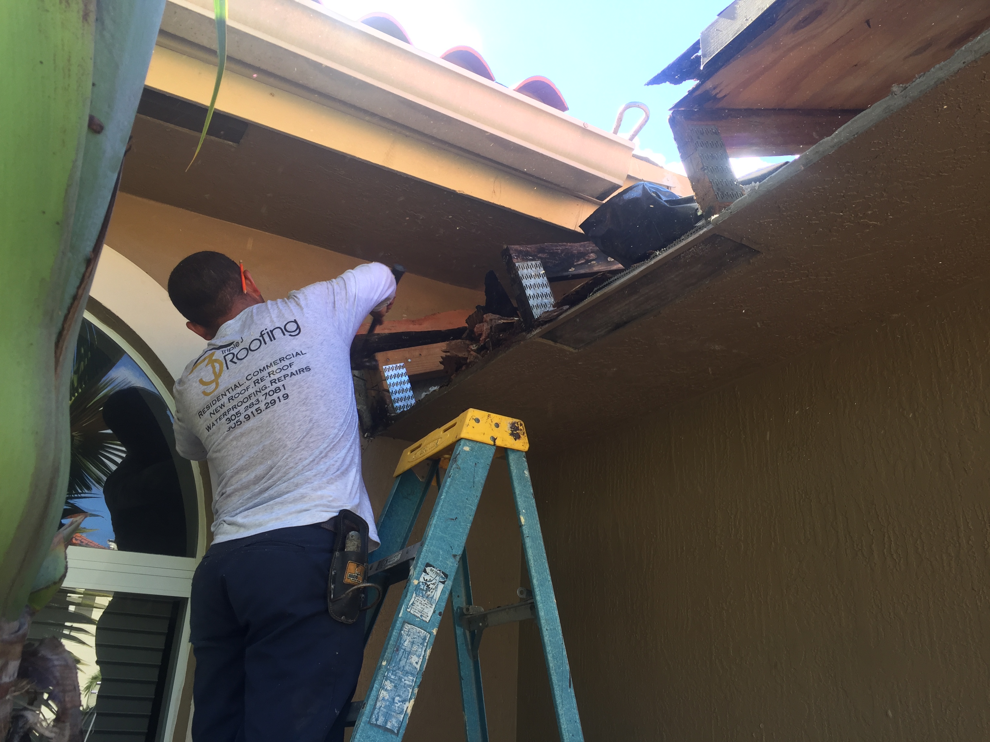 Triple J Roofing Image