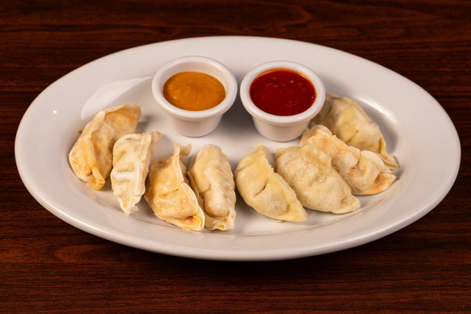 Vegetable Momos (8 Pcs)